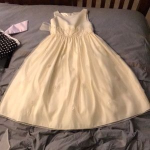 White dress by cinderella